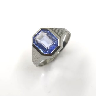 Anillo Tynel oro 18k zafiro
