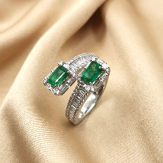 Anillo Oro 18k, Esmeraldas 1.28ct Diamantes 1.06ct