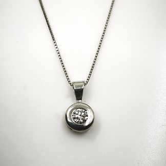 Cadena chatón oro 18k brillante 0.20 ct