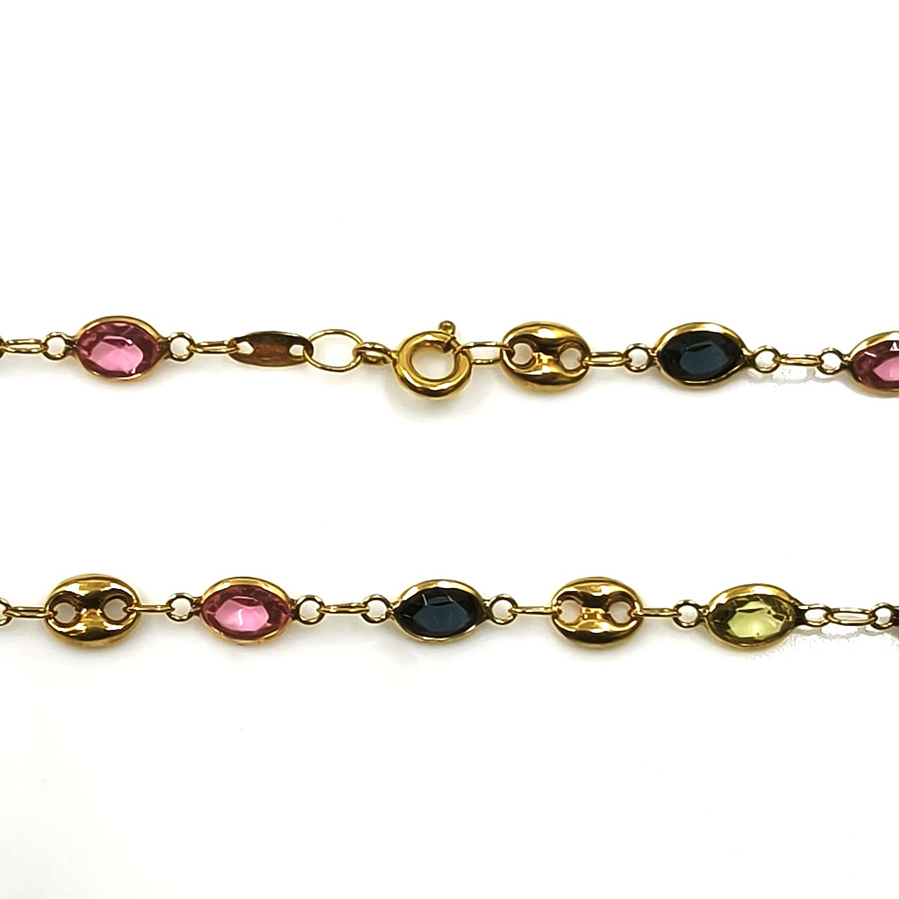 Collar en estuche de regalo