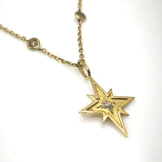 Cadena y colgante de oro 18k brillantes